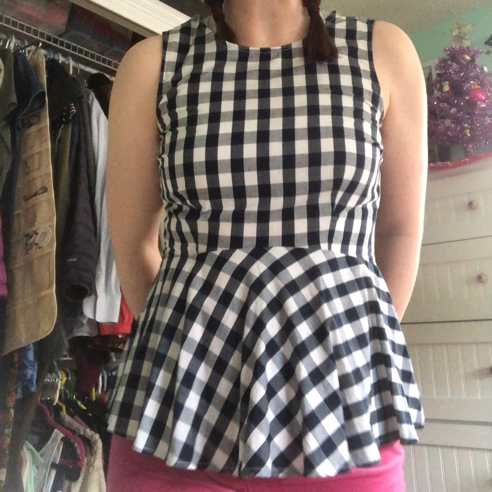 Cremieux zipper back peplum top